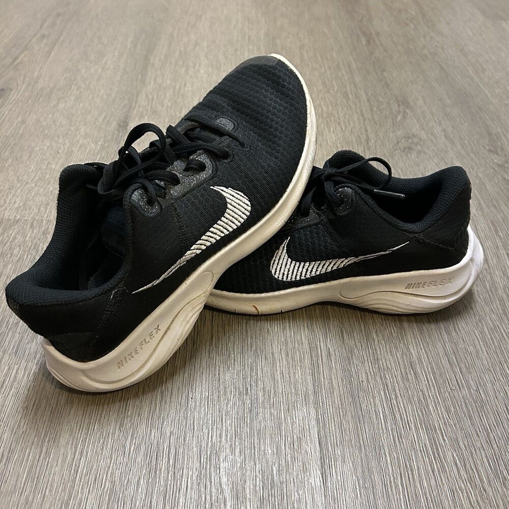 Nike Flex Experience Run 11 Next Nature Black White Women's 7 Shoes | DD9283-001
